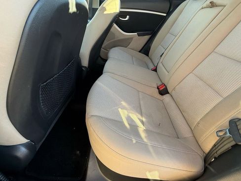 Used 2016 Hyundai Elantra GT image 13