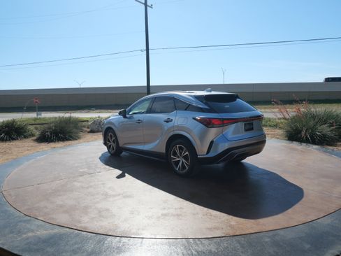 Used 2024 Lexus RX 350 Premium image 4