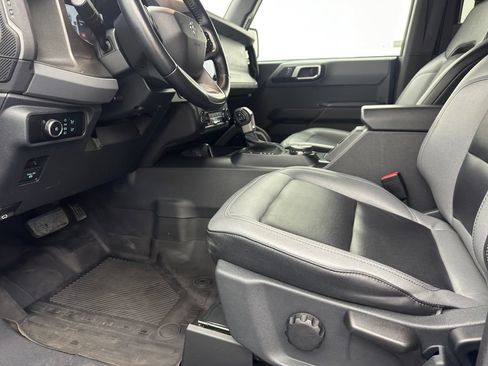 Used 2024 Ford Bronco Big Bend AWD/4WD image 17