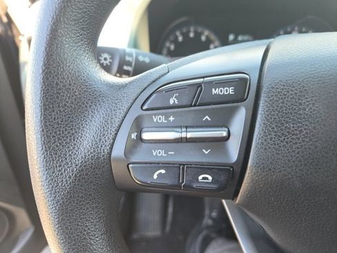 Used 2018 Hyundai Kona SE AWD/4WD image 3