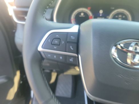 Certified 2026 Toyota Highlander XSE AWD/4WD image 26