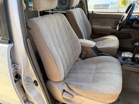Used 1998 Toyota 4Runner SR5 RWD image 15