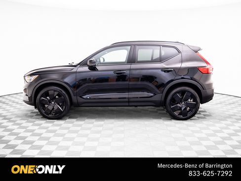 Used 2026 Volvo XC40 B5 Ultra w/ Climate Package AWD/4WD image 2