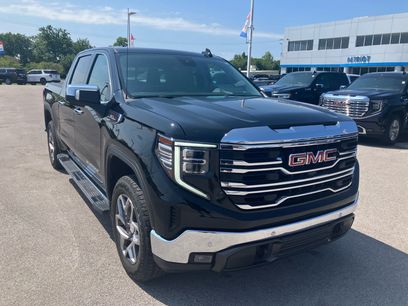 Used 2024 GMC Sierra 1500 SLT w/ SLT Premium Plus Package