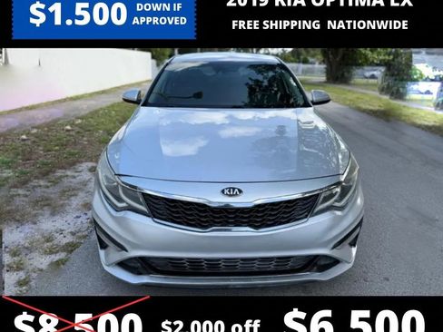 Used 2019 Kia Optima LX image 2