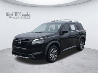 Used 2023 Nissan Pathfinder SL w/ Black Appearance Package FWD 360° Tour