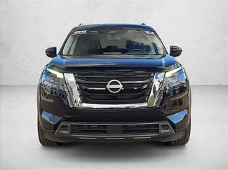 Used 2024 Nissan Pathfinder SV FWD video 2