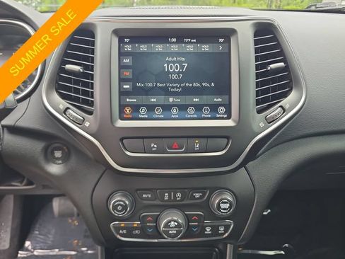 Certified 2022 Jeep Cherokee Latitude Lux FWD image 17