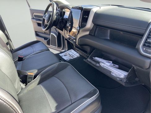 Used 2024 RAM 2500 Laramie AWD/4WD image 29