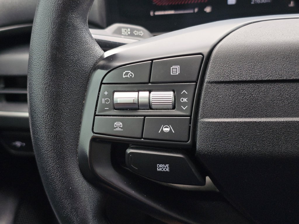 Certified 2025 Kia K4 FWD image 24
