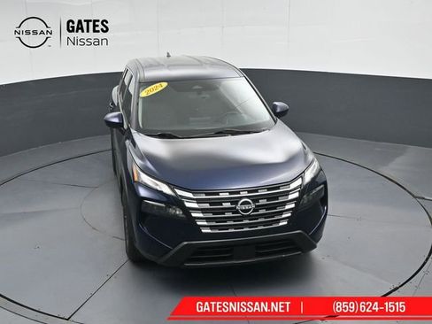 Used 2024 Nissan Rogue SV FWD image 45