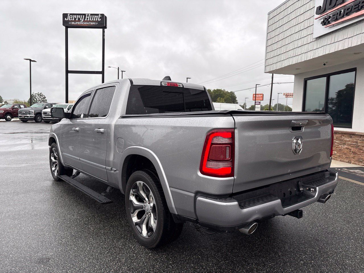 Used 2021 RAM 1500 Limited w/ Bed Utility Group RWD image 6