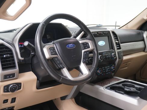 Used 2019 Ford F250 Lariat w/ Lariat Ultimate Package image 10