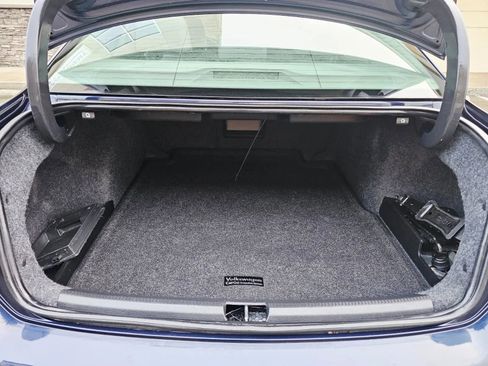 Used 2015 Volkswagen Passat TDI SEL Premium image 17