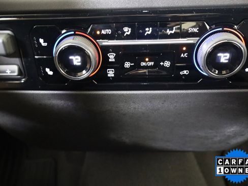 Used 2024 Chevrolet Silverado 1500 LT image 27