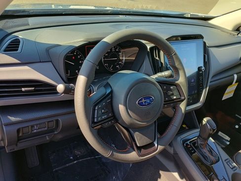 New 2025 Subaru Crosstrek 2.5i Limited image 9