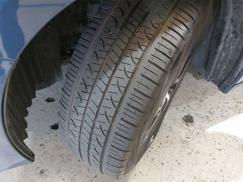 Used 2024 Subaru Legacy Premium image 31