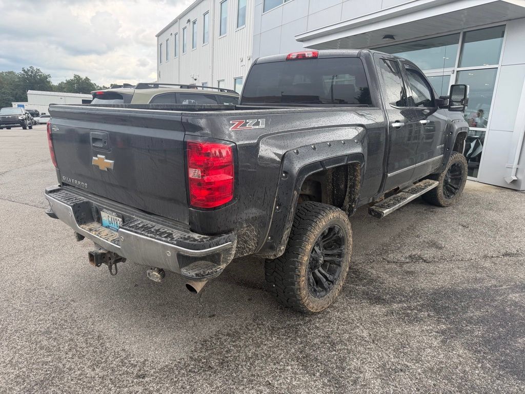 Used 2016 Chevrolet Silverado 2500 LTZ w/ Z71 Package, Off-Road AWD/4WD image 3