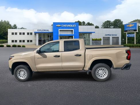 Used 2024 Chevrolet Colorado W/T image 6