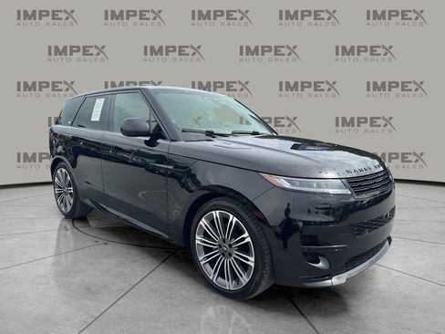 Used 2024 Land Rover Range Rover Sport Dynamic SE AWD/4WD image 7