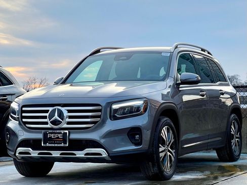 Certified 2026 Mercedes-Benz GLB 250 4MATIC image 3