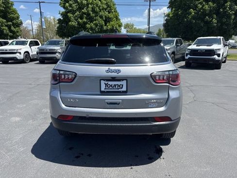 Used 2024 Jeep Compass Limited AWD/4WD image 6