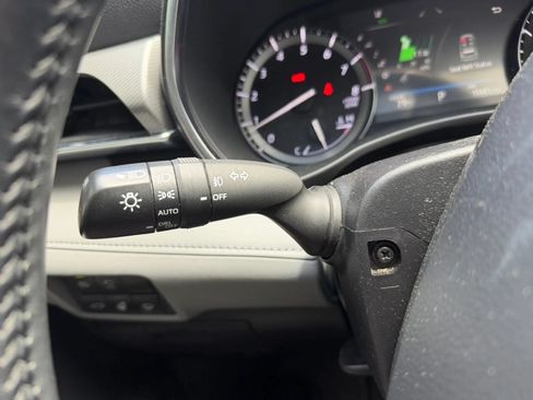 Used 2021 Toyota Highlander Platinum AWD/4WD image 26