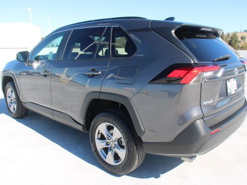 Used 2024 Toyota RAV4 XLE FWD image 5