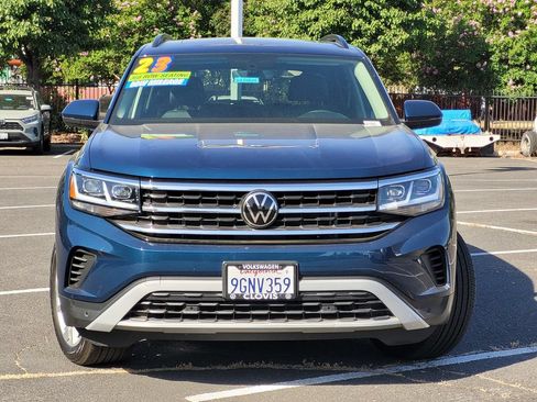 Used 2023 Volkswagen Atlas SE w/ Panoramic Sunroof Package FWD image 3