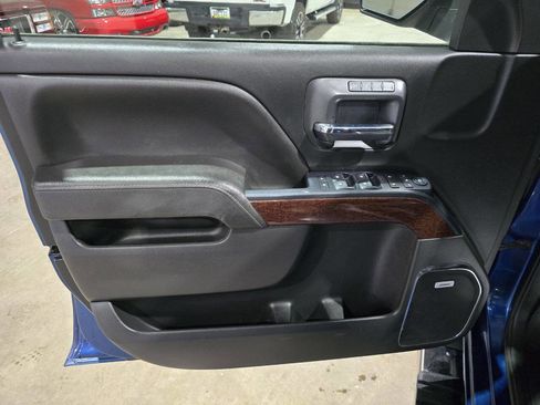 Used 2018 GMC Sierra 1500 SLT w/ SLT Premium Package AWD/4WD image 26