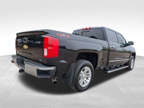 Used 2018 Chevrolet Silverado 1500 LTZ w/ LTZ Plus Package AWD/4WD image 13