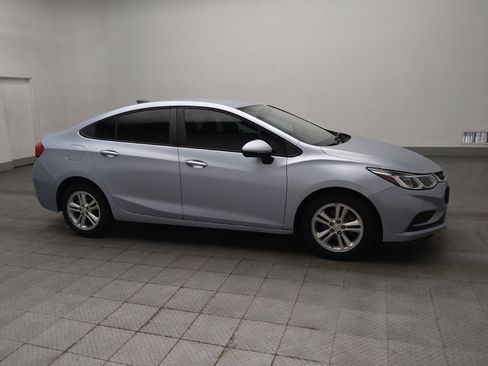 Used 2018 Chevrolet Cruze LS FWD image 11