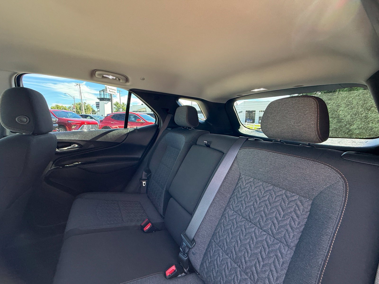 Used 2024 Chevrolet Equinox LT w/ LPO, Floor Liner Package FWD image 25