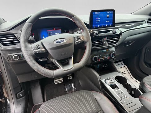 Used 2023 Ford Escape ST-Line AWD/4WD image 17
