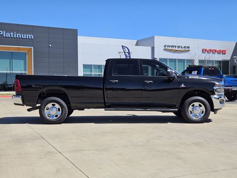 New 2025 RAM 2500 Tradesman AWD/4WD image 7