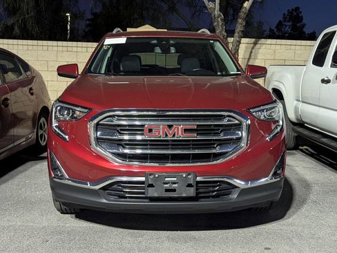 Used 2019 GMC Terrain SLT w/ Preferred Package image 2