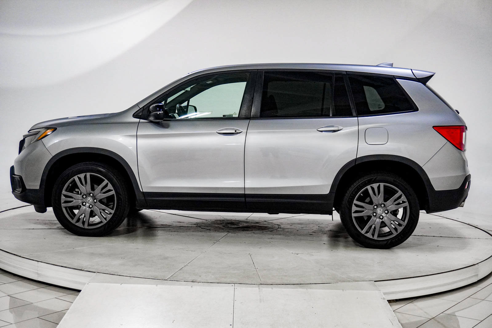 Used 2020 Honda Passport EX-L image 5