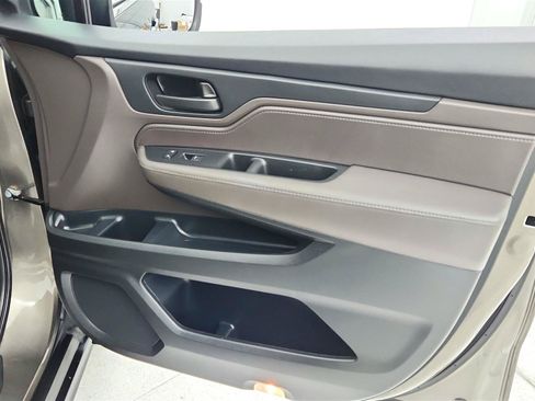 Used 2019 Honda Odyssey EX image 29