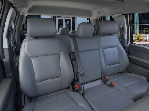 New 2026 Ford F250 XL w/ XL Chrome Package image 10