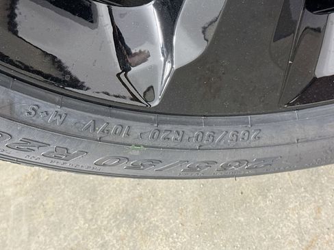 New 2025 Jeep Grand Cherokee Limited w/ Black Appearance Package image 50