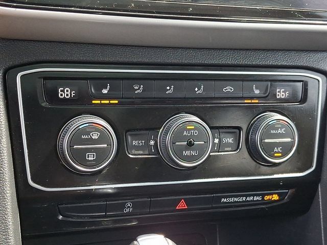 Used 2021 Volkswagen Atlas SEL R-Line AWD/4WD image 17
