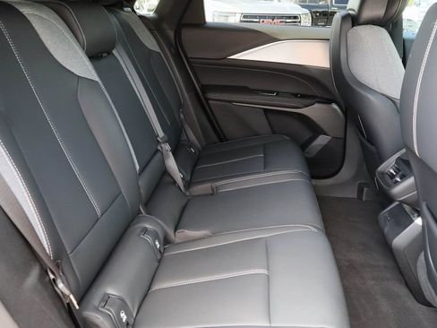 Certified 2024 Cadillac Lyriq Tech AWD/4WD image 28