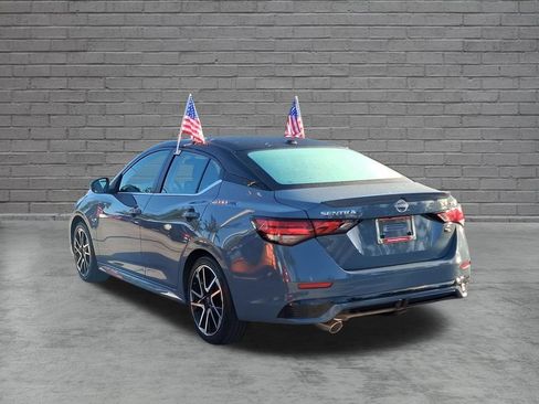 Used 2025 Nissan Sentra SR FWD image 9