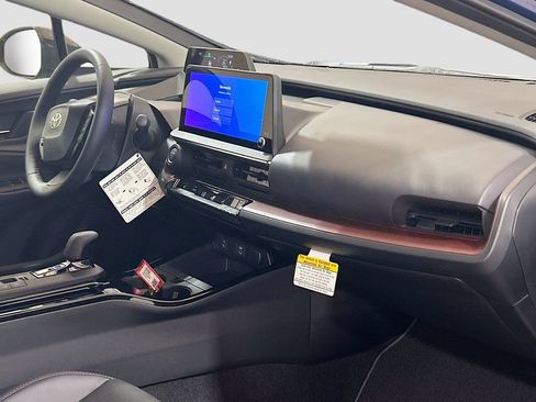 New 2026 Toyota Prius Plug-In Hybrid FWD image 25
