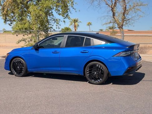 Used 2026 Nissan Sentra SR w/ Floor Mat Package FWD image 4