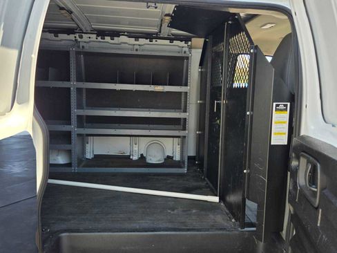 Used 2019 Chevrolet Express 2500 w/ Driver Convenience Package image 15