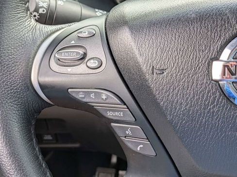 Used 2018 Nissan Pathfinder SV FWD image 26