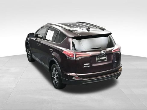 Used 2016 Toyota RAV4 LE FWD image 34