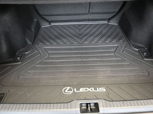 Used 2024 Lexus IS 350 F Sport w/ Navigation Package image 20