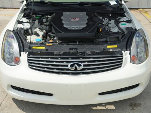 Used 2004 INFINITI G35 Coupe w/ Premium Pkg image 7